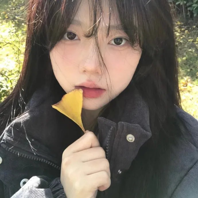 三块广告牌